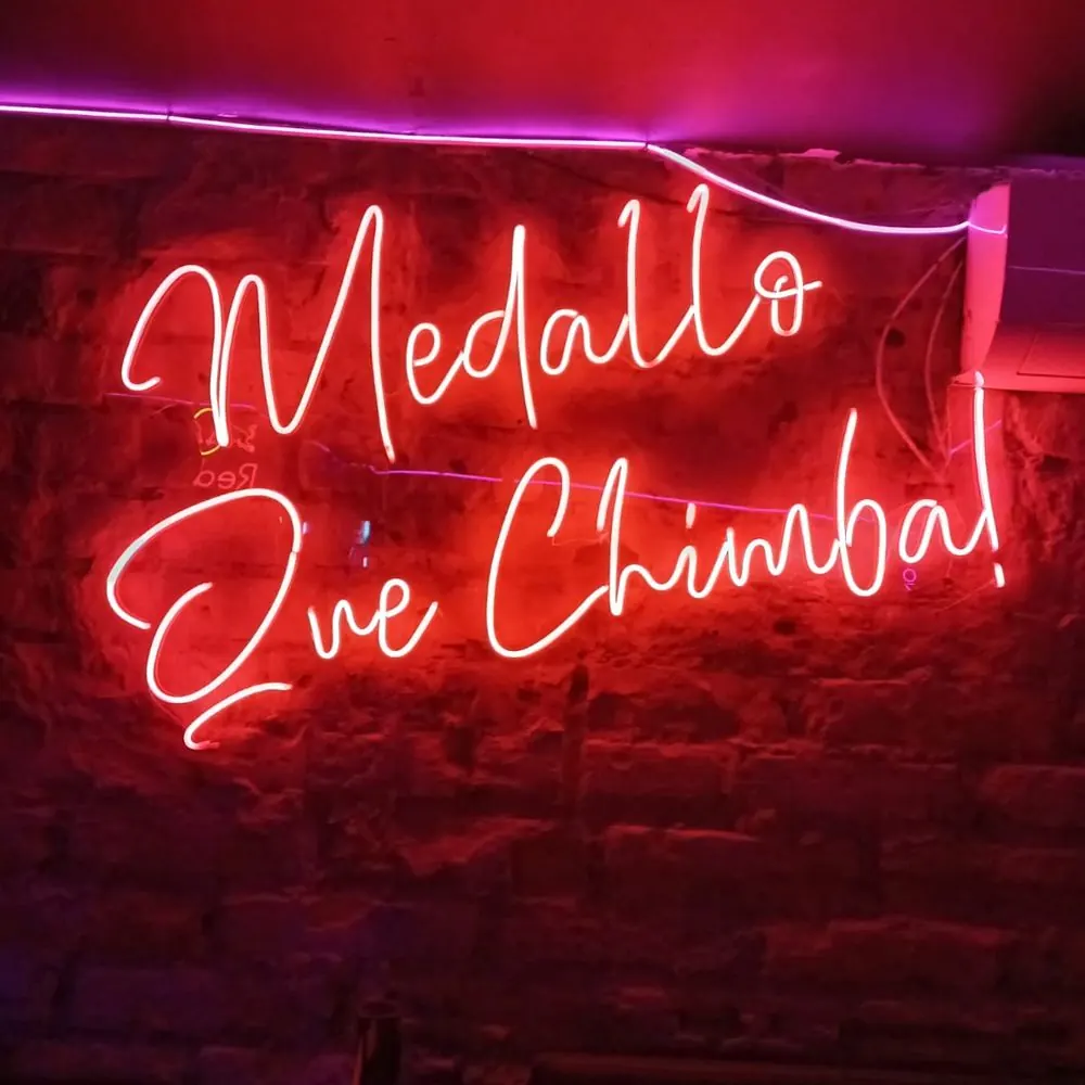 Medallo neon sign